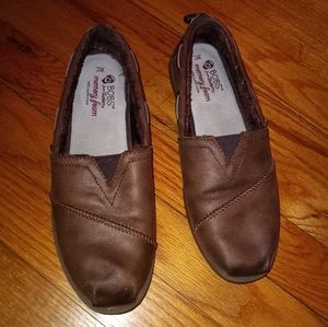 leather bobs with memory foam